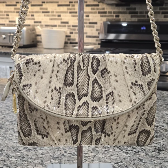 Henri Bendel Beige Snake-Print Chain Crossbody Bag Clutch - Picture 5 of 16